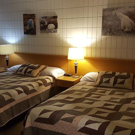 Pinawa Motel Zewnętrze zdjęcie