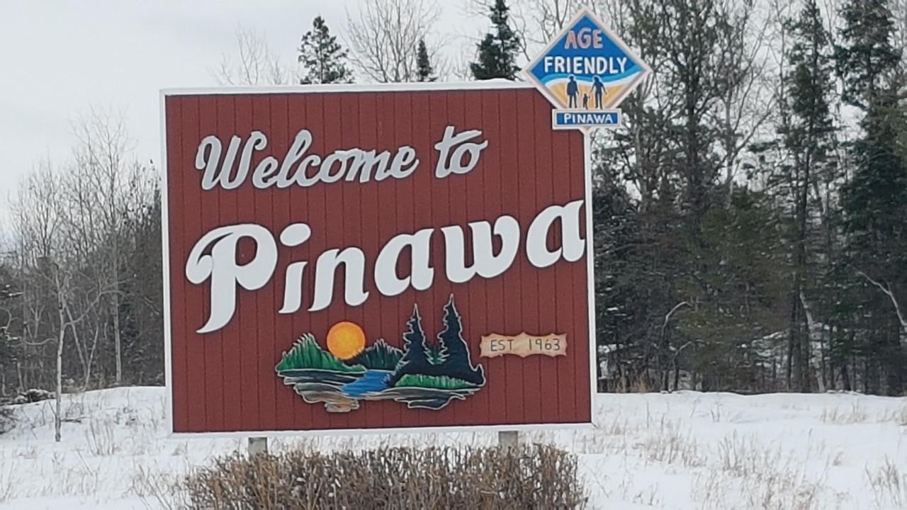 Pinawa Motel Zewnętrze zdjęcie